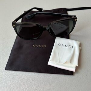 Gucci 57mm Gradient Square Sunglasses Black/Grey (Pre-Owned)